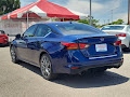 2023 Nissan Altima 2.0 SR