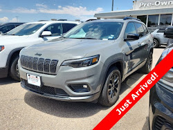 2023 Jeep Cherokee Altitude Lux